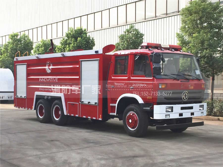 東風(fēng)12噸泡沫消防車(chē) 東風(fēng)12噸泡沫消防車(chē)